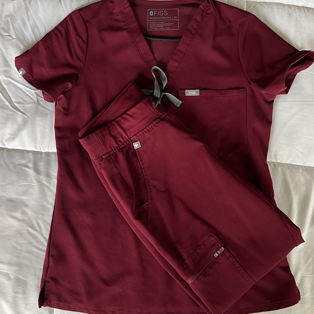 FIGS SCRUBS